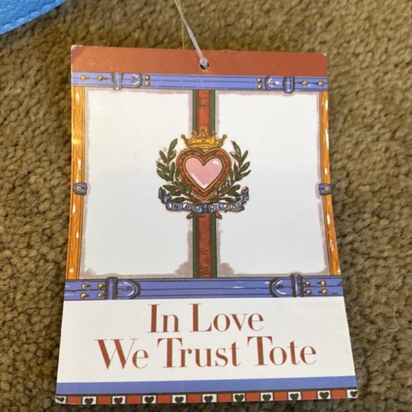 BRIGHTON OPEN TOTE - In Love We Trust - Picture 5 of 7